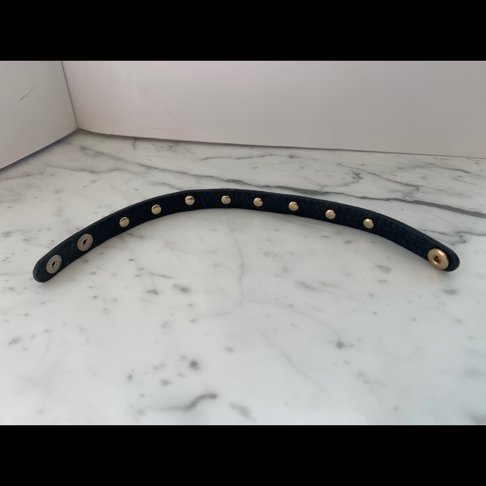 Leather and faux-pearl bracelet - Picture 3 of 6